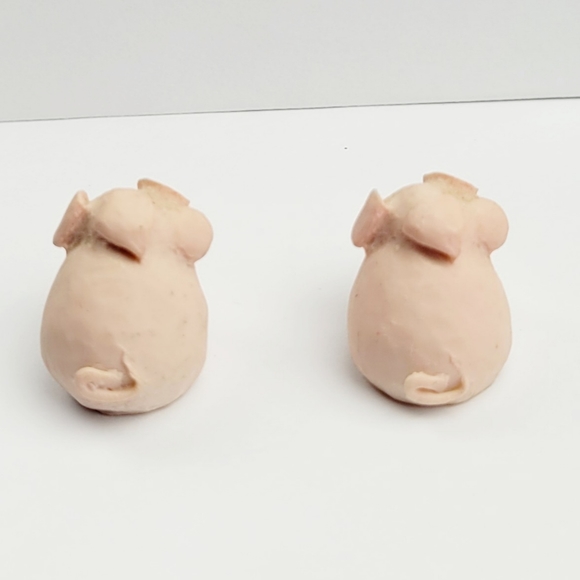 Two Piggies Made & Hand Painted in Scotland - Picture 3 of 6